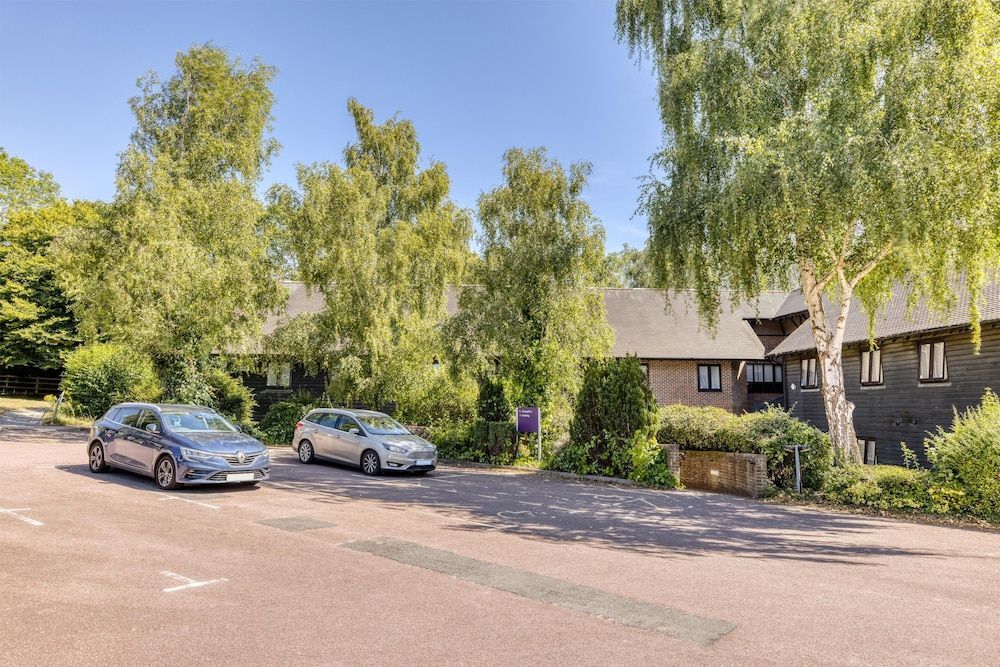 Premier Inn Tonbridge 1