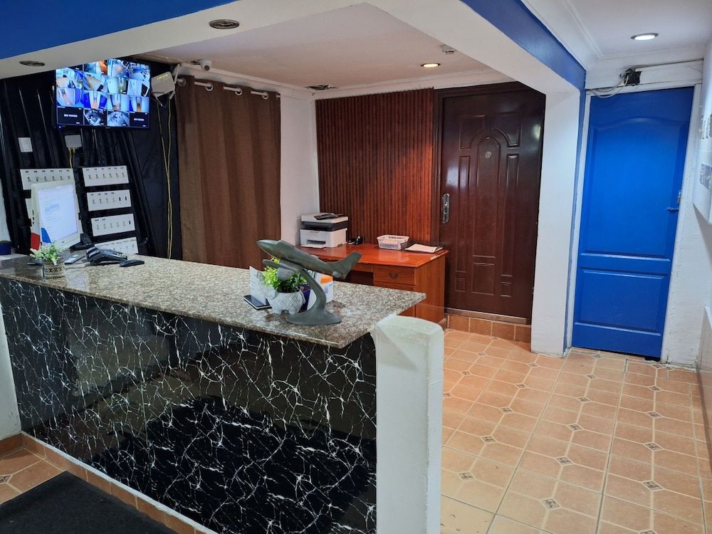 Express Inn Panama International Airport Hostel 2