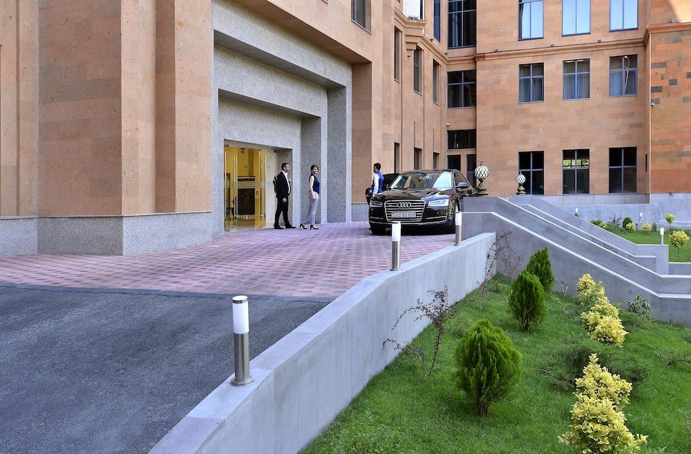 Ani Grand Hotel Yerevan 2