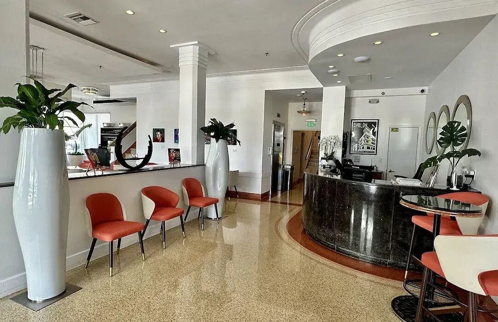 Avalon Hotel 2