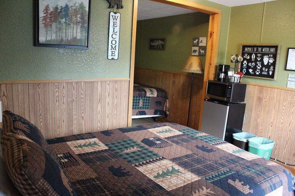 Maple Grove Lodging 2