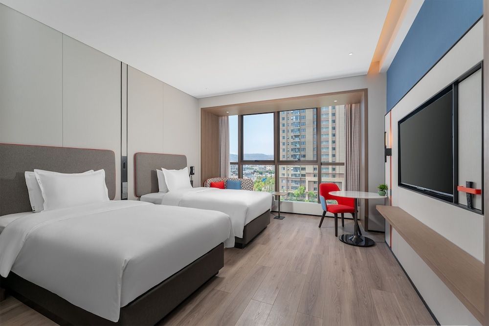 Holiday Inn Express Kunming Economic Dev Zone by IHG 1