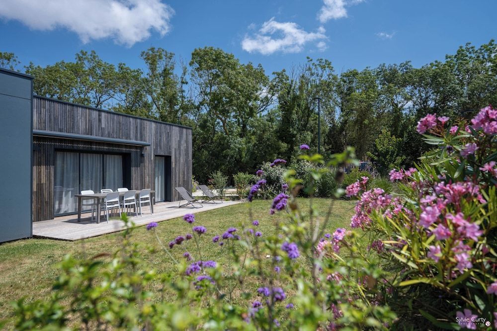 Côté Océan Resort 1