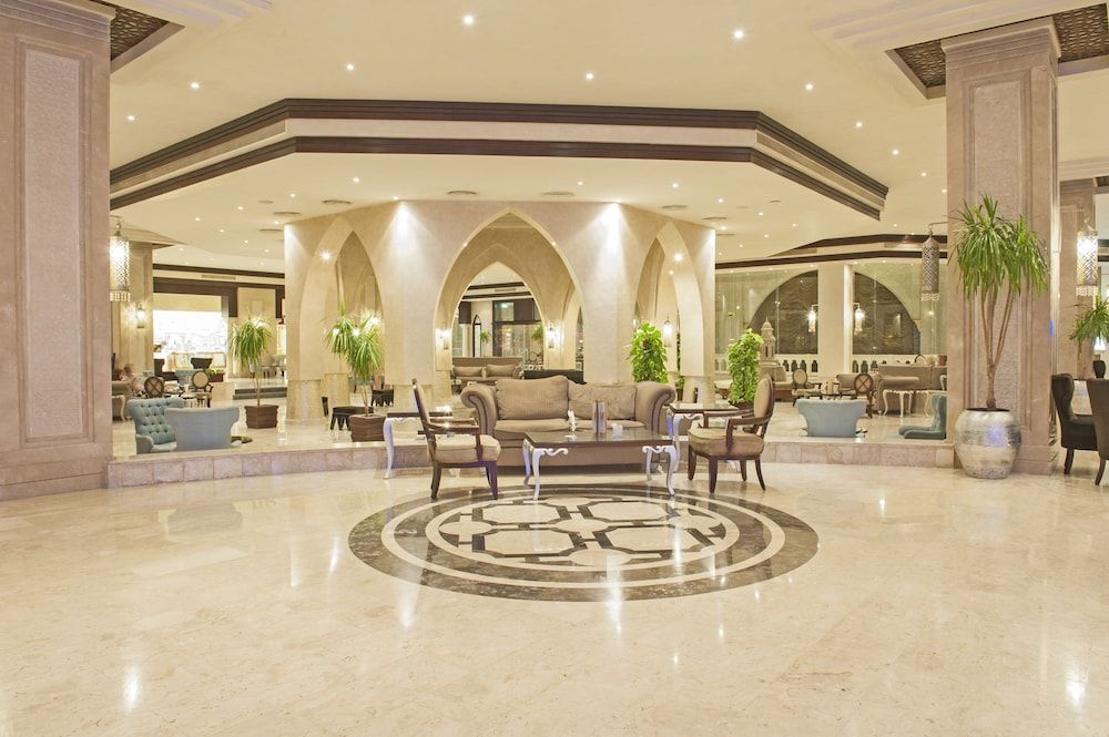 Sunrise Garden Beach Resort 1