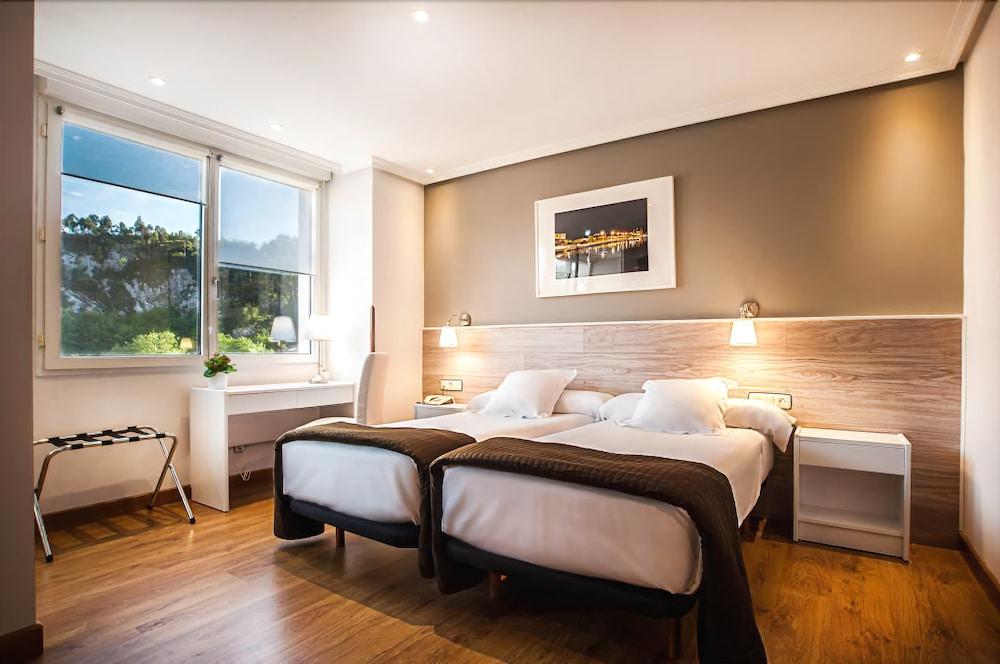Hotel Don Pepe Ria 2
