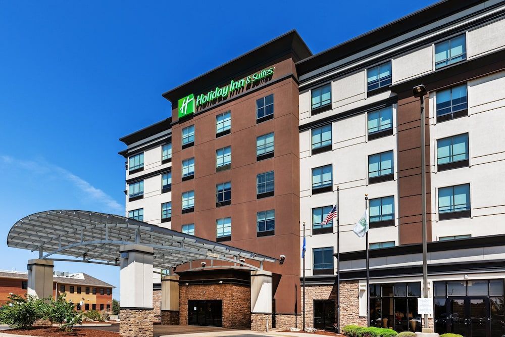 Holiday Inn & Suites TULSA SOUTH by IHG 1