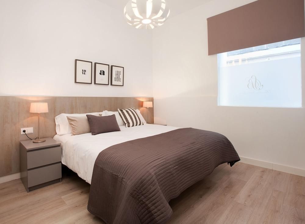 Click&Flat Seneca Suites 1