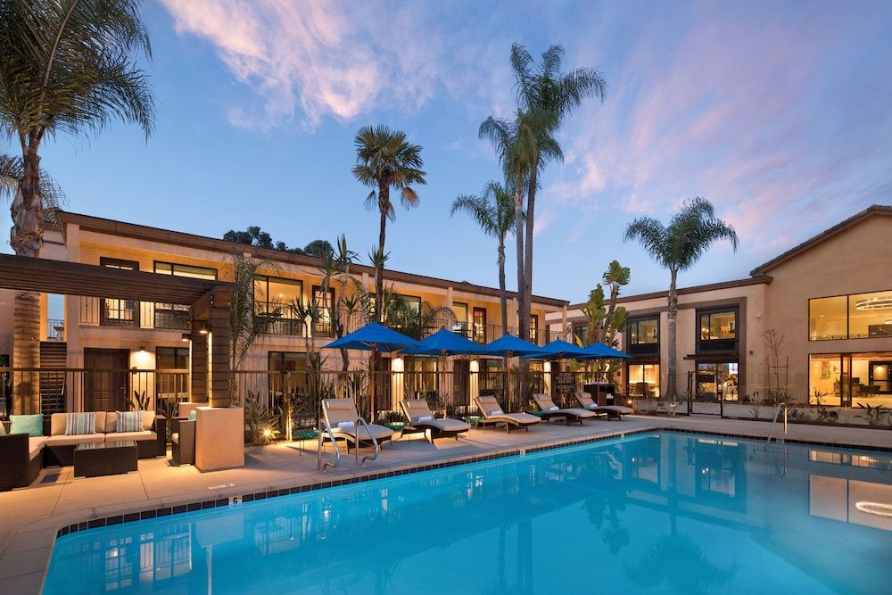 The Cove Hotel 1