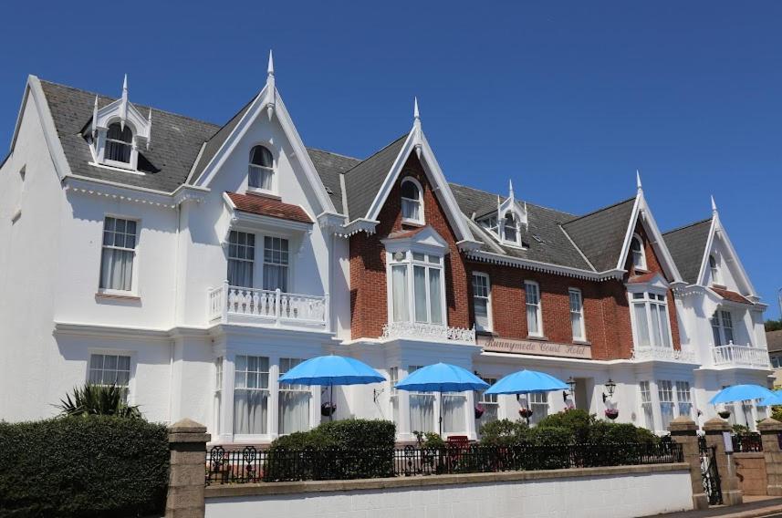 Runnymede Court Hotel 1
