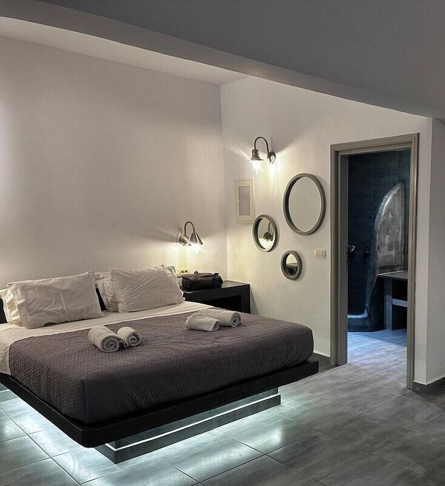 Mardanza Krokos Suites 2