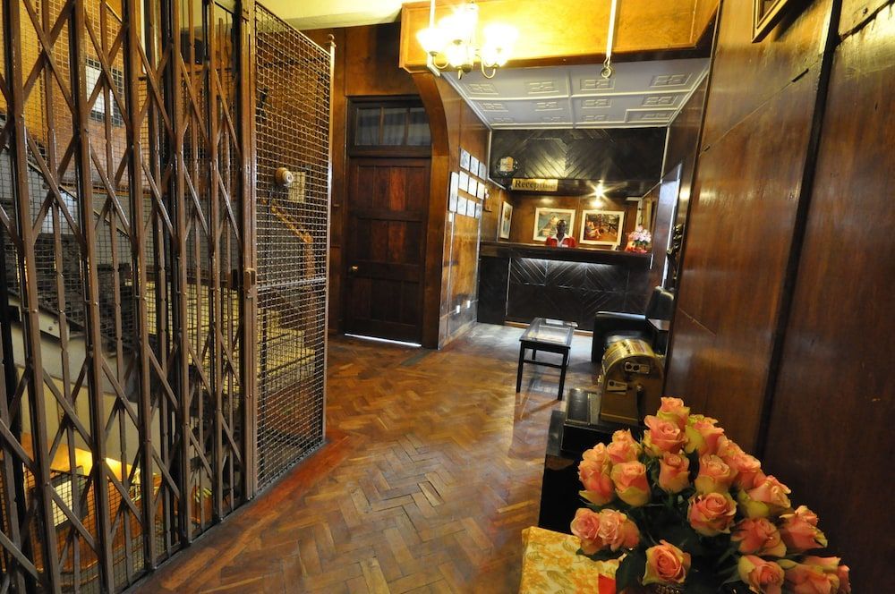 Oakwood Hotel 2