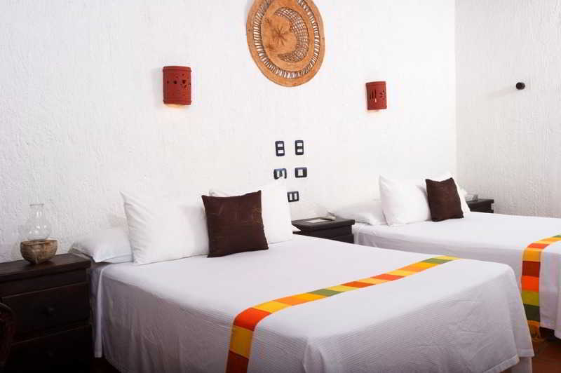 Beachfront Hotel La Palapa - Adults Only 2