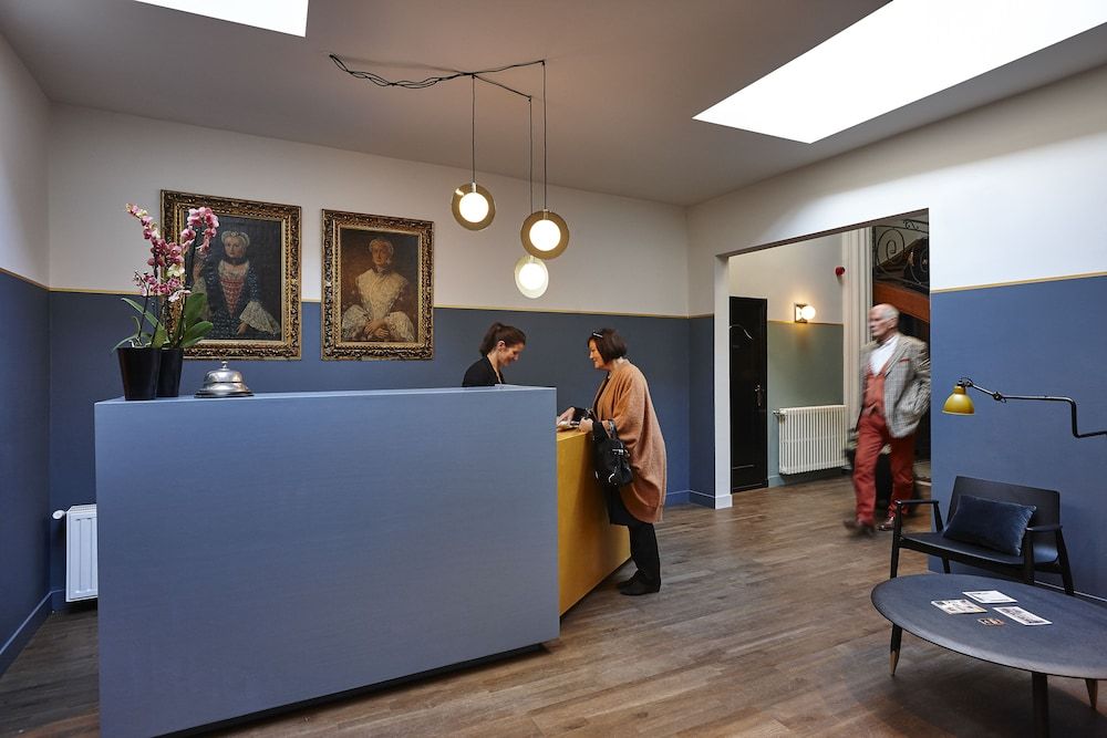 Hotel Monsieur Ernest 2