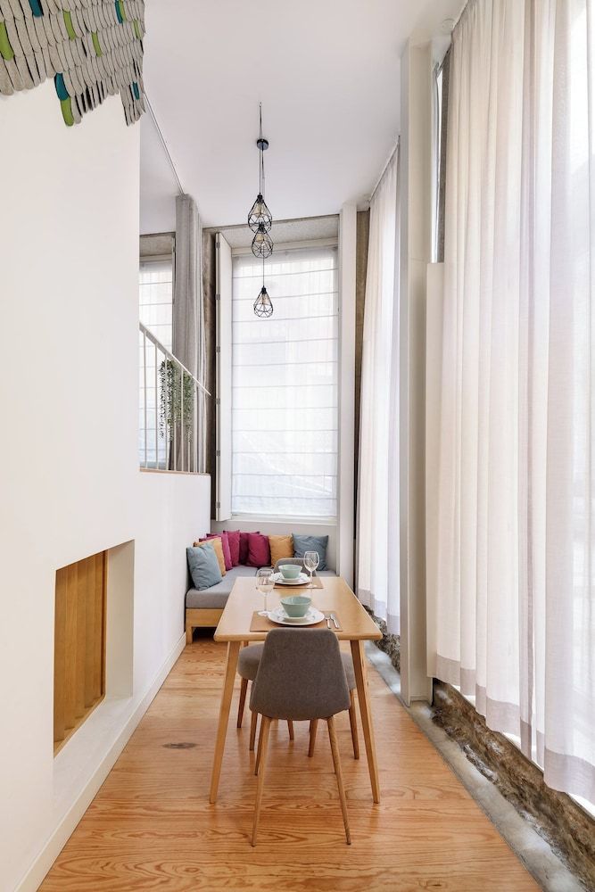 Sbucks - Trendy Space in Porto - Next to Ribeira 2