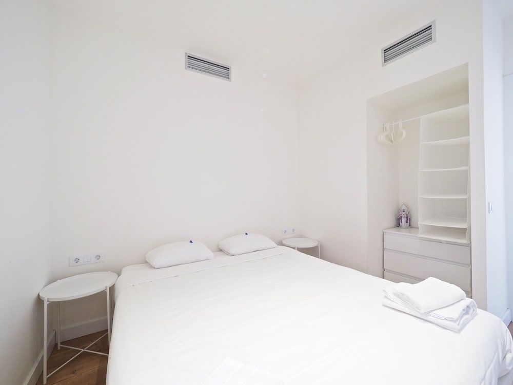 Urban Chill Apartments by Olala Homes 1