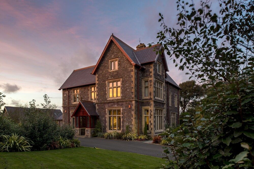 Penrhiw Priory 1