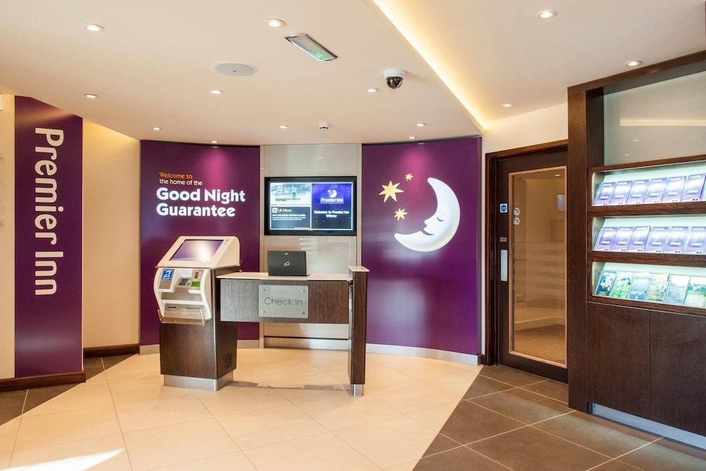 Premier Inn Witney 2