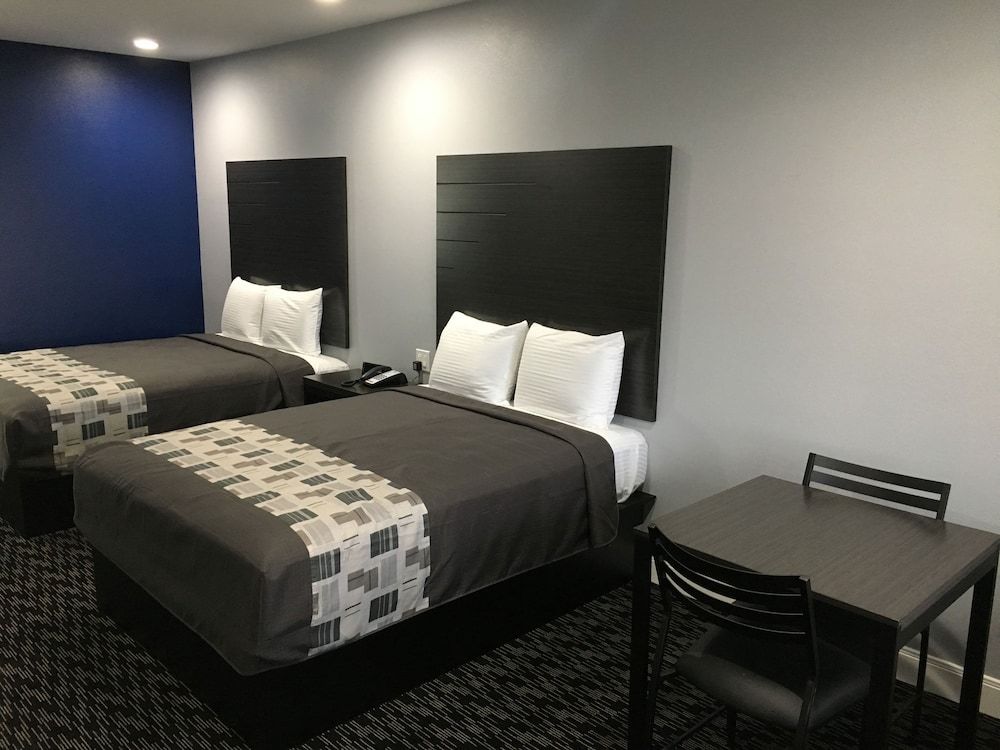 Platinum Inn and Suites 2