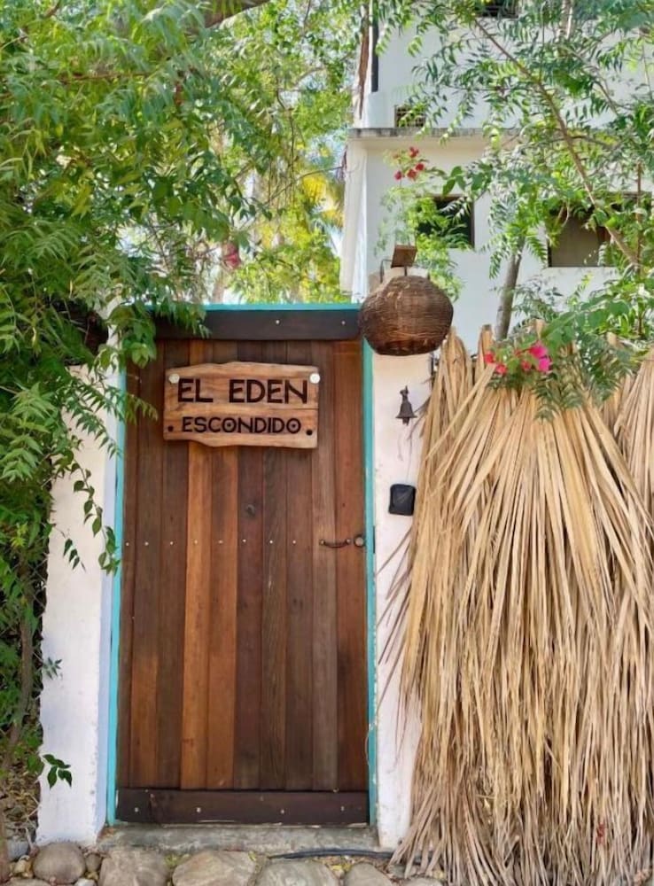 El Eden Escondido 1