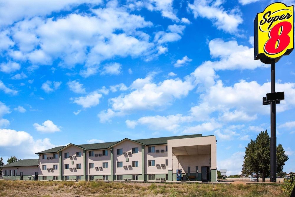 Super 8 by Wyndham Pueblo 1