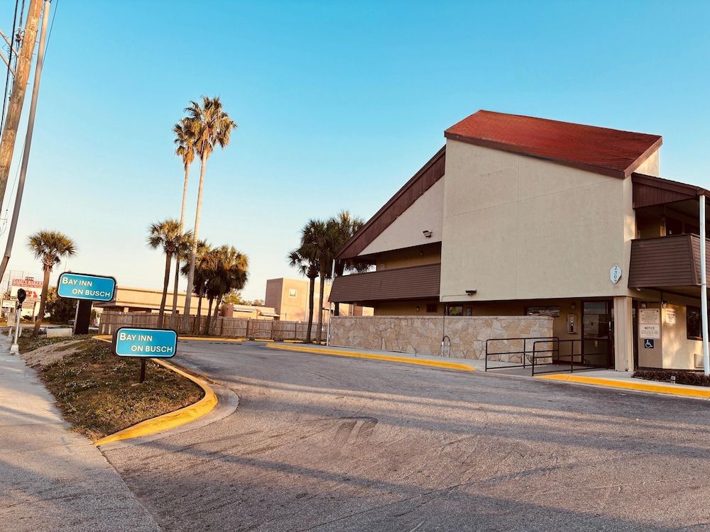 Bay Inn 1