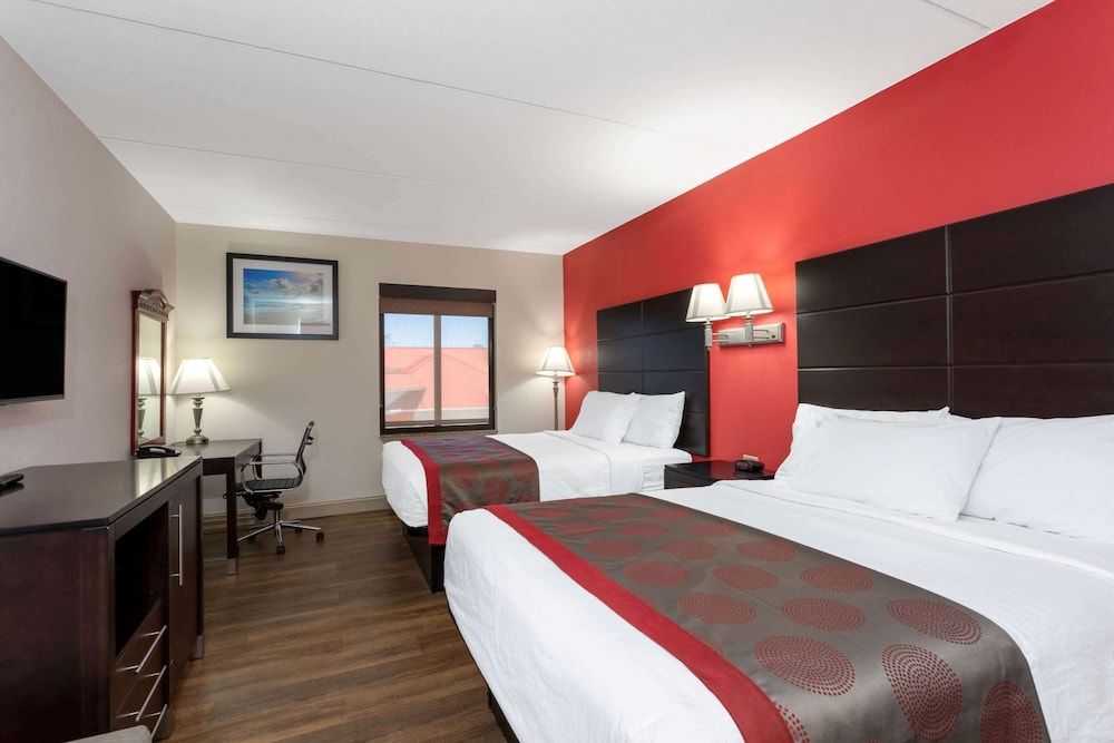 Ramada by Wyndham Panama City 2
