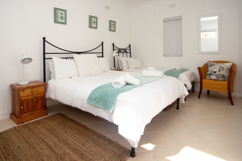 Boulders Beach Hotel and Restaurant 1
