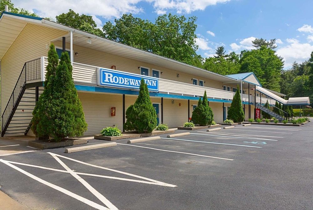 Rodeway Inn Milford - I-84 1