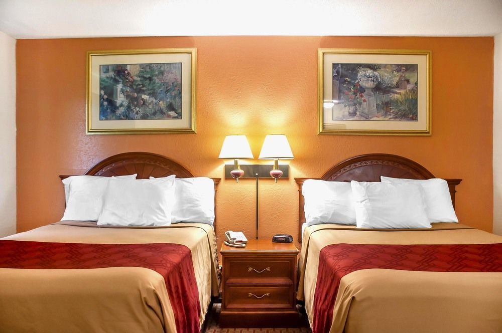 Econo Lodge Cuba I-86 1