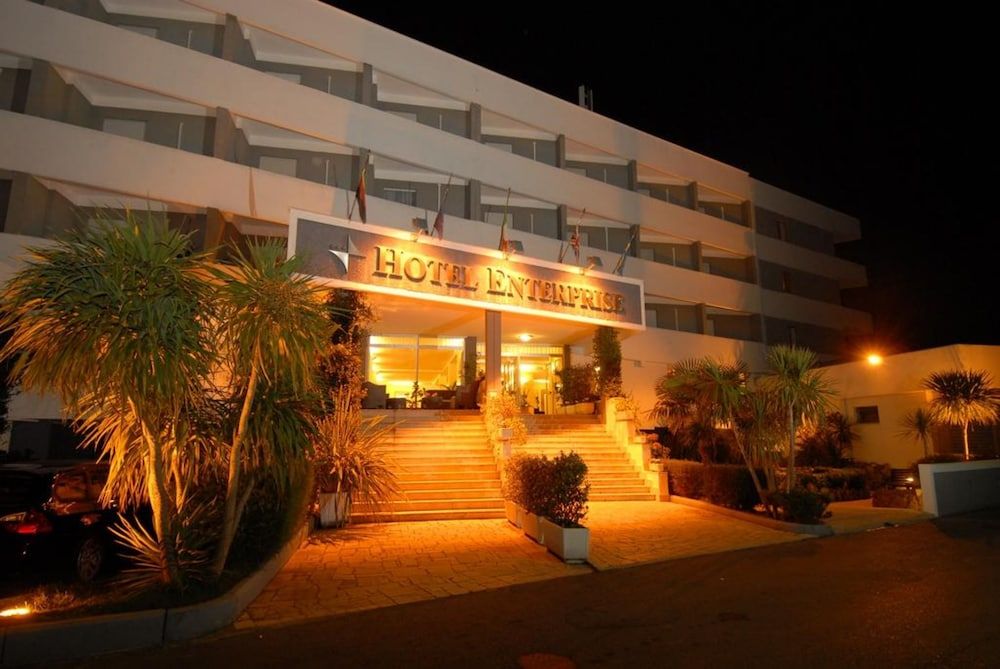 Hotel Enterprise 1