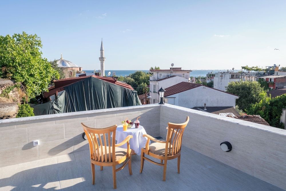 Basileus Hotel 1