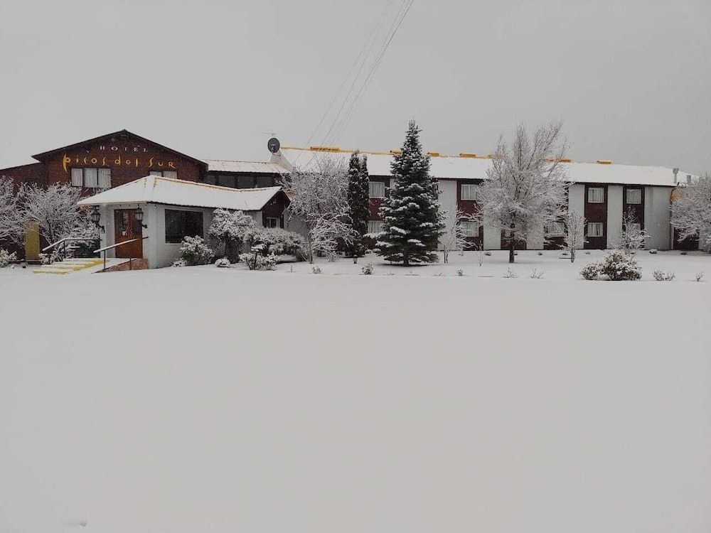 Hotel Picos Del Sur 1