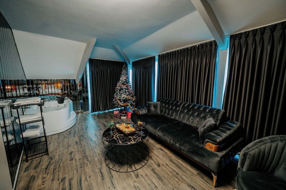 Grand Quars Hotel 1