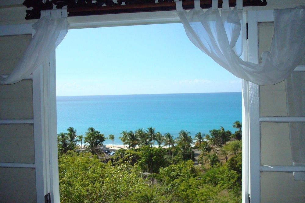 Galley Bay Cottages 1