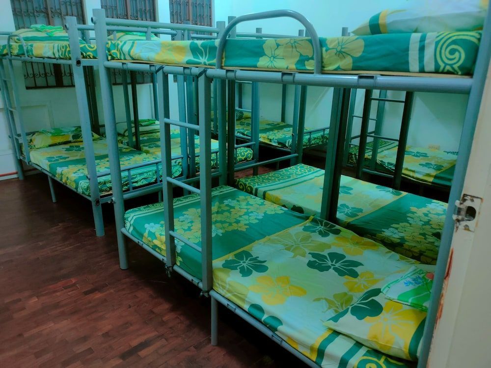 Mang Ben Dormitory Kaliraya 1