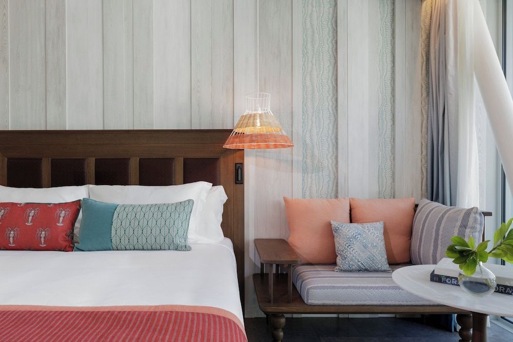 Hotel Indigo Turks & Caicos Grace Bay by IHG 2