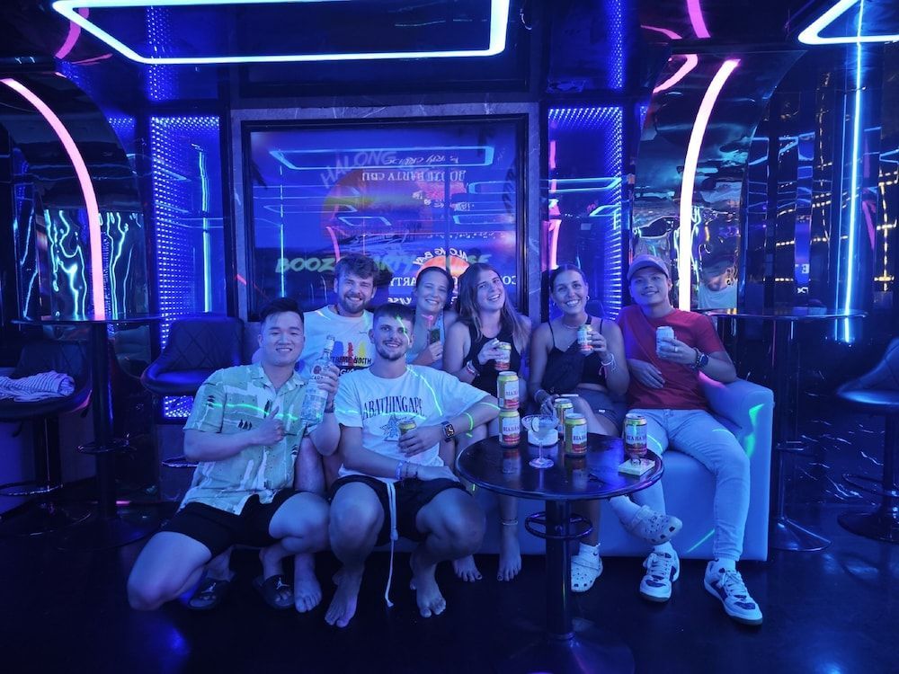 Booze Party Cruise 2