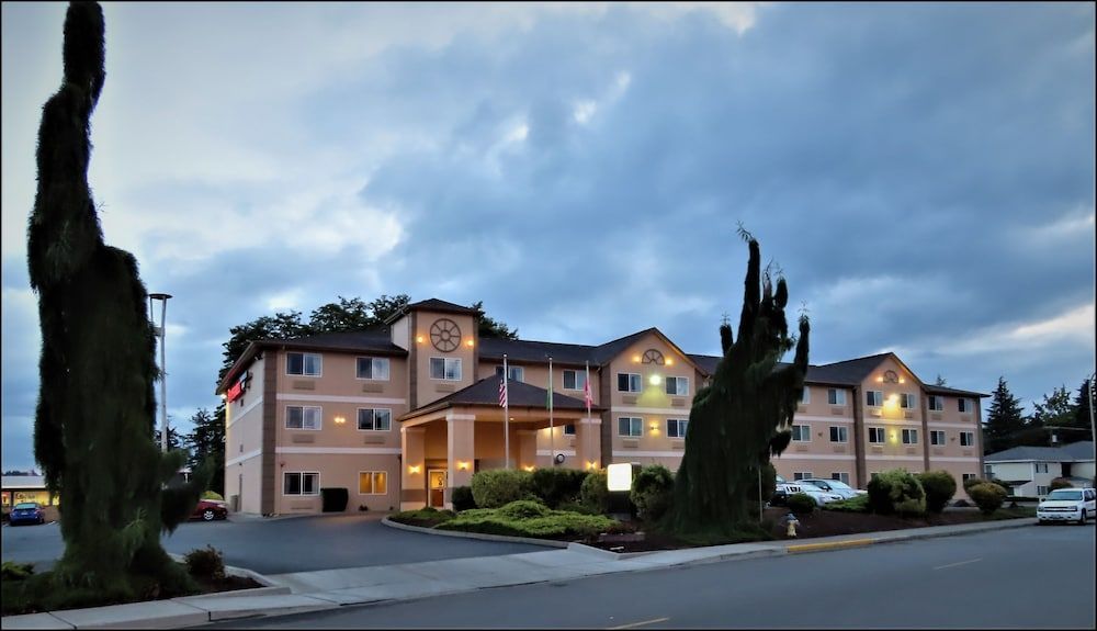 Peppermill Empress Inn 1
