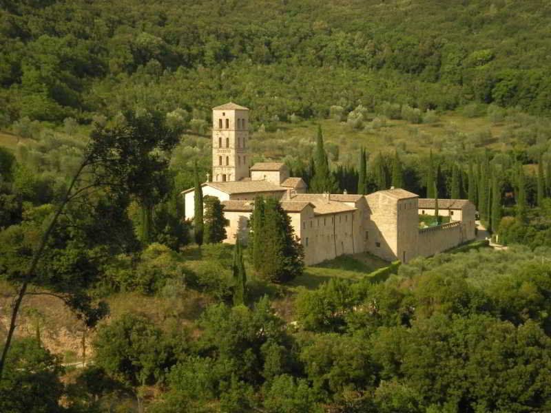 Abbazia San Pietro In Valle 1
