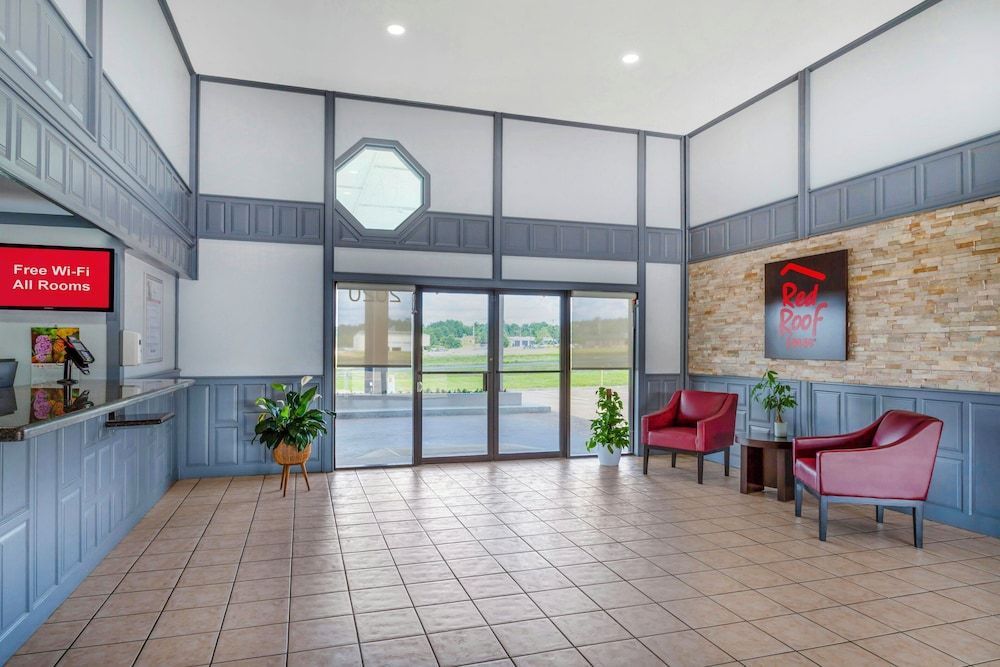 Red Roof Inn Nacogdoches 2