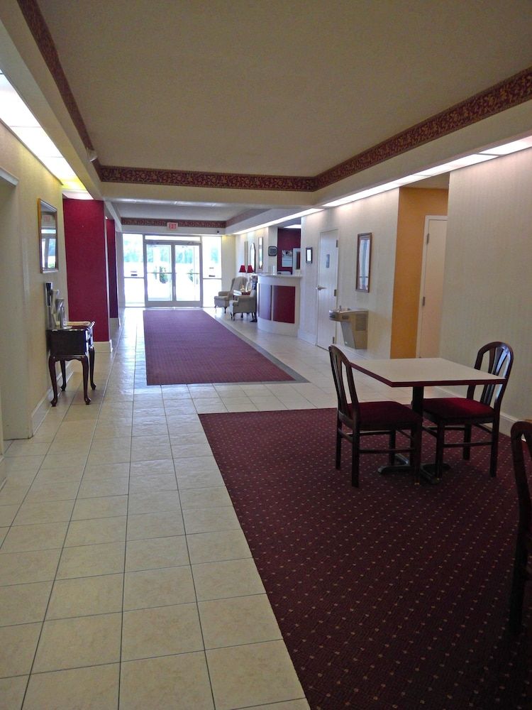 Americas Best Value Inn Kinston 2