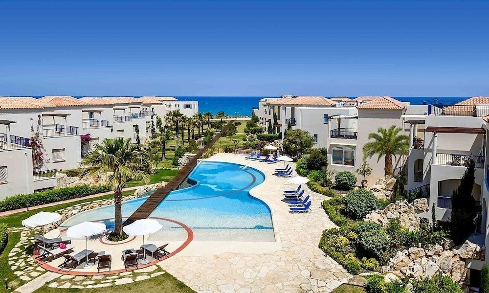 Resitour - Aphrodite Beachfront 1