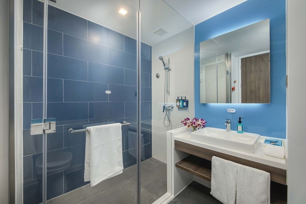 Holiday Inn Express Shanghai Xuhui Binjiang by IHG 2