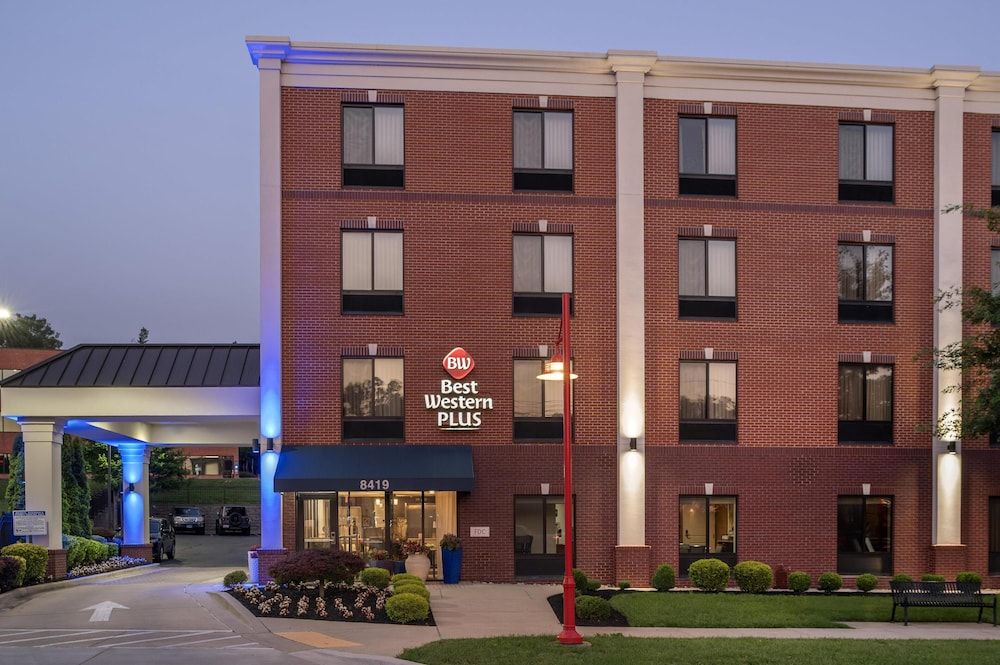 Best Western Plus College Park Hotel 1