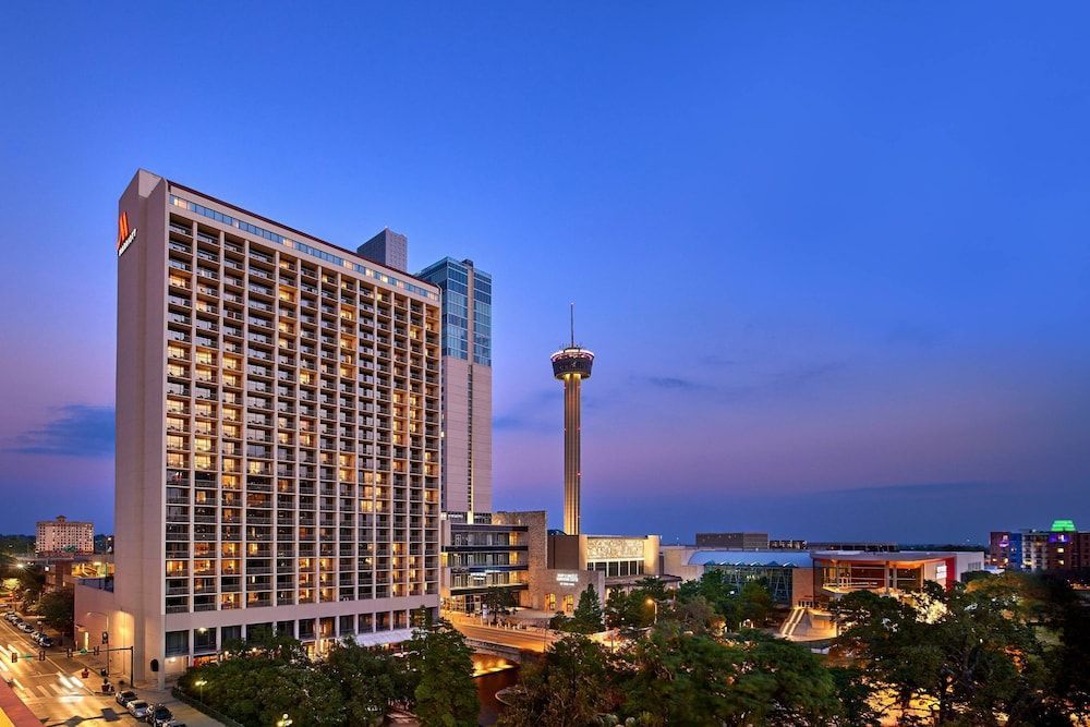 San Antonio Marriott Riverwalk 1