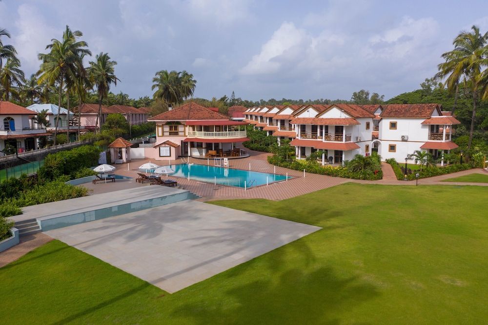 Nanu Beach Resort & Spa 1