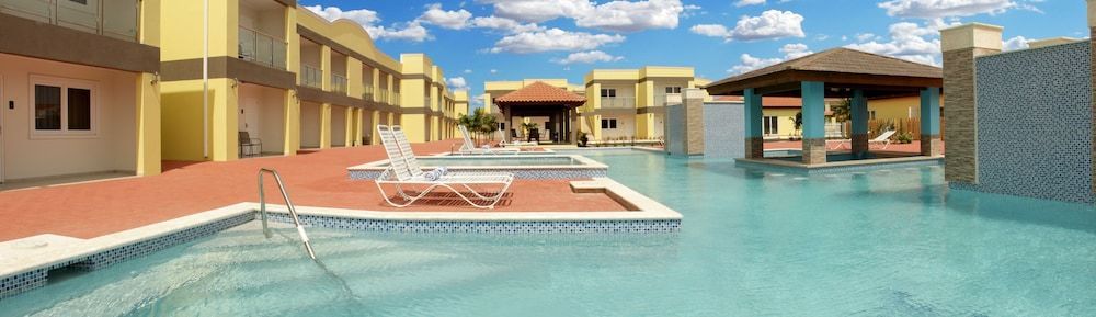 Pearl Aruba Condos 1