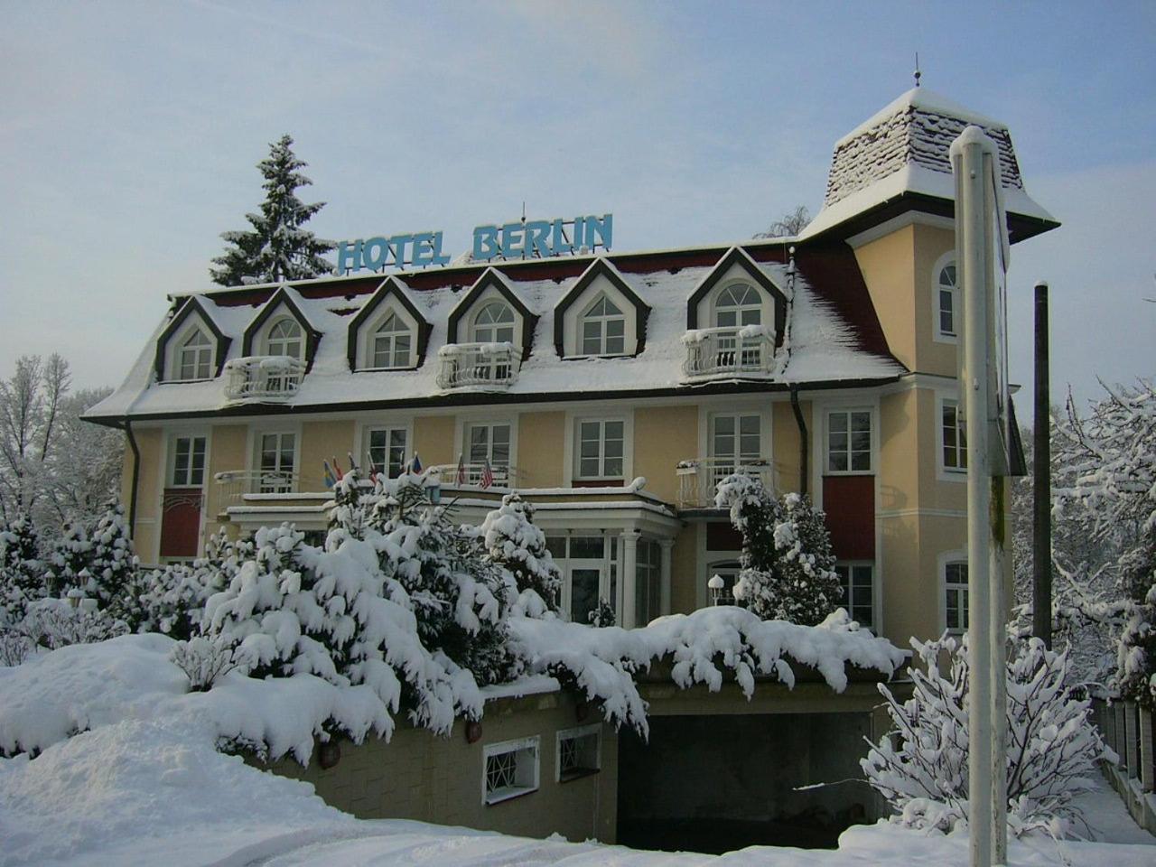 Ferdinand Hotel 1