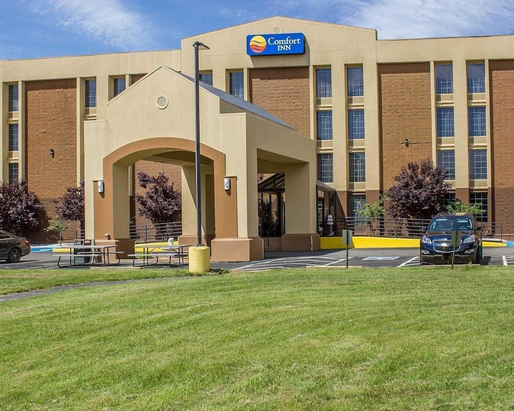 Comfort Inn Wethersfield - Hartford 1