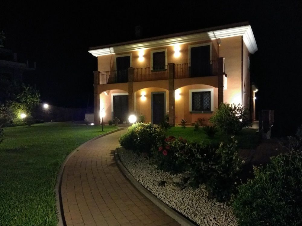Villa Feluchia Tra Il Mare E Il Vulcano 1
